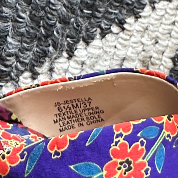 Jessica Simpson Jestella Knotted Scarf Tie Pumps - Picture 12 of 12